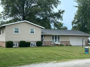 117 Evergreen Dr, Olney, IL 62450