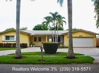 2120 NW 105th Ter, Pembroke Pines, FL 33026