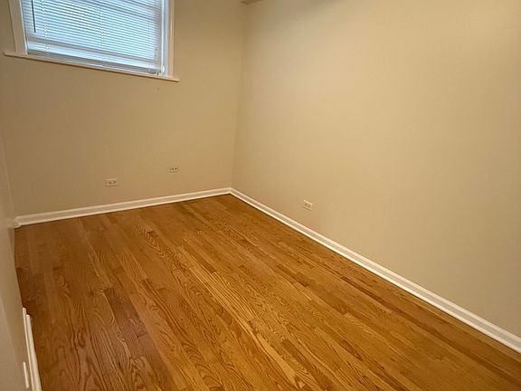 5th image of 1236 W Rosemont Ave #G