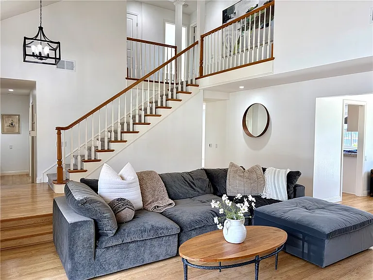 741 S Stillwater Ln — Photo 4