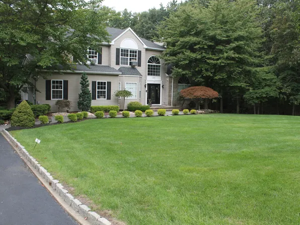 410 Montefiore Ave, Jackson, NJ 08527