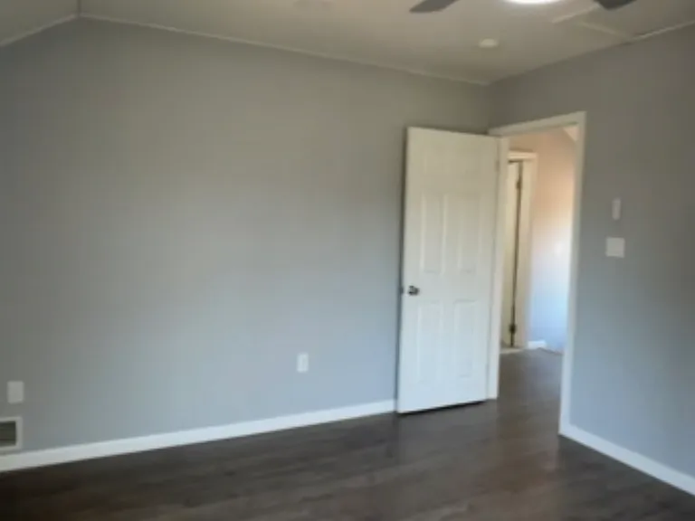 6913 Annapolis Rd — Photo 9