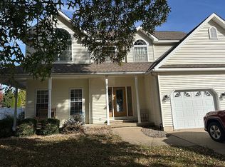 5 Pheasant Ln, Pittsfield, IL 62363