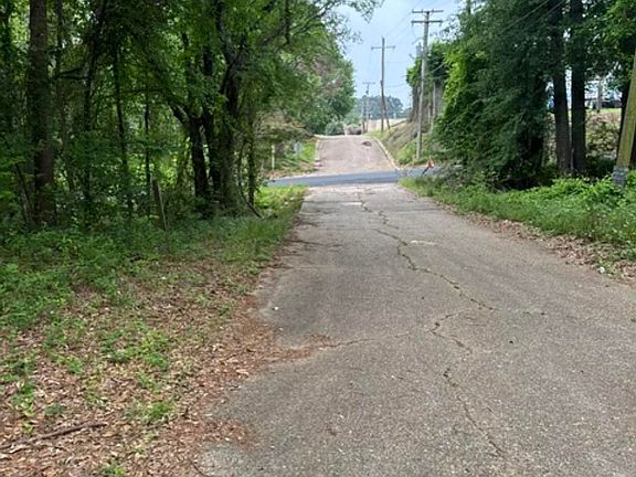 5th image of Ouachita Rd
