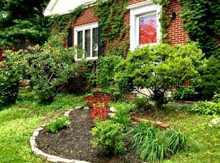 1479 Hall St, Manchester, NH 03104