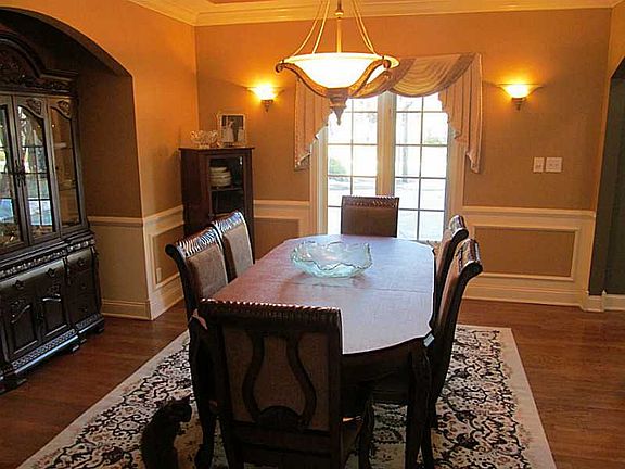 5th image of 6056 Margaux Ln