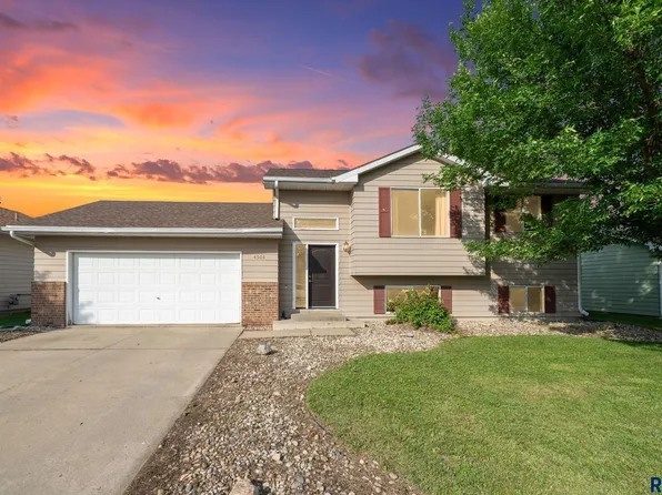 4508 W Antelope Dr, Sioux Falls, SD 57107