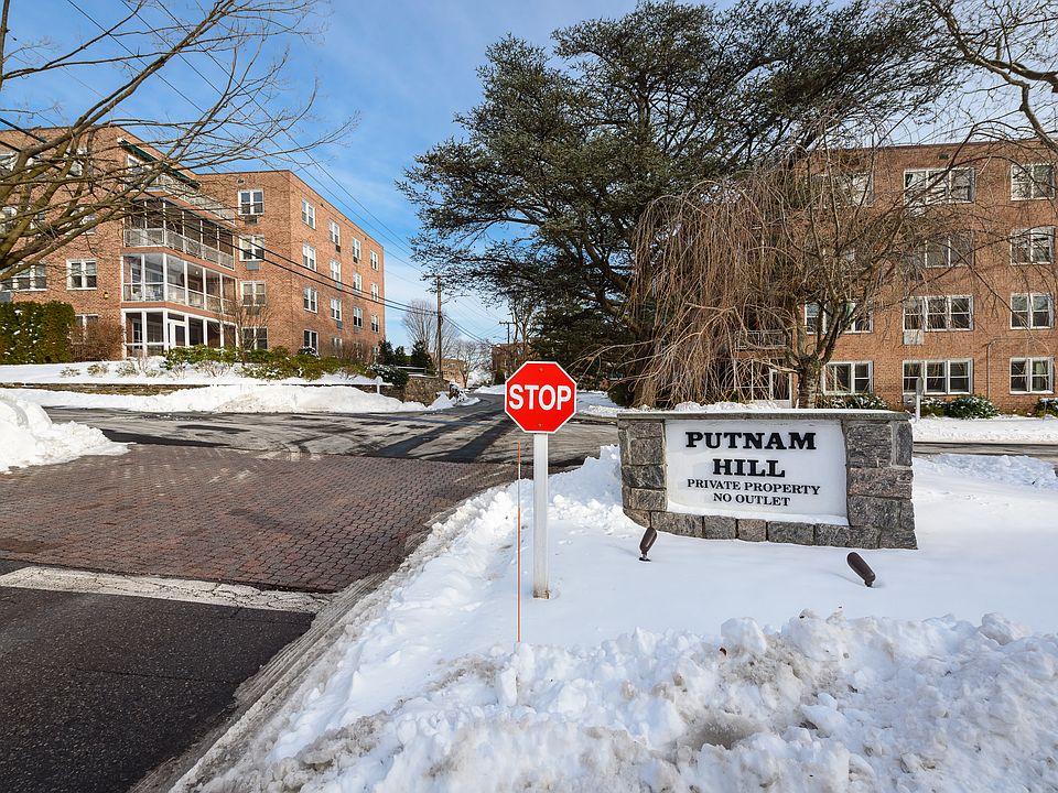 1 Putnam Hill Rd Road
