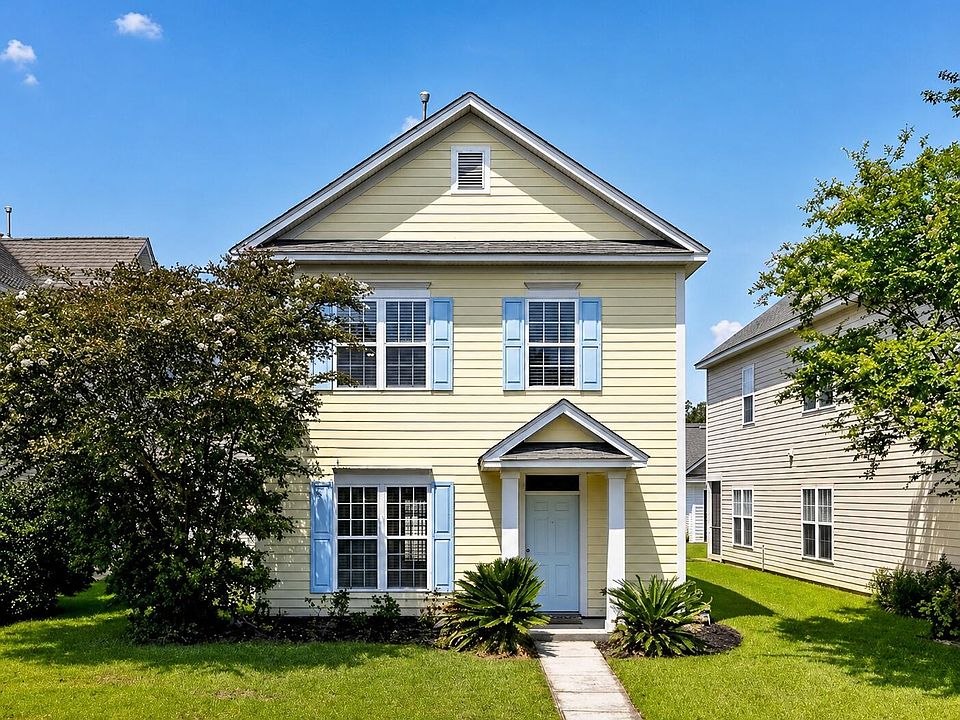 1st image of 208 Dandelion St