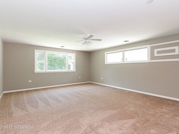 5th image of 321 Minocqua St