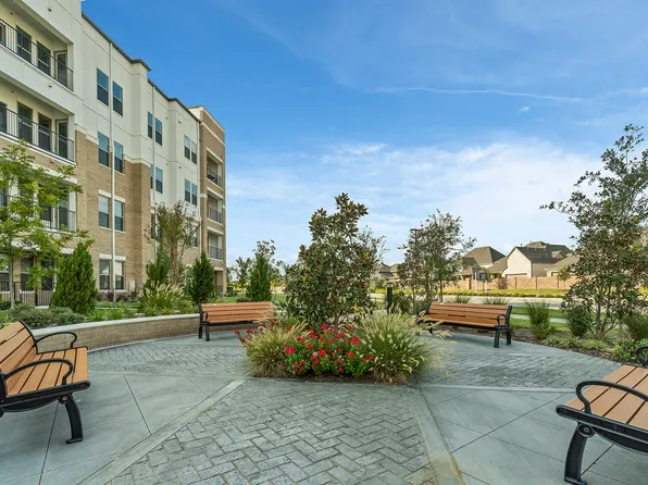 Luxe at Mercer Crossing