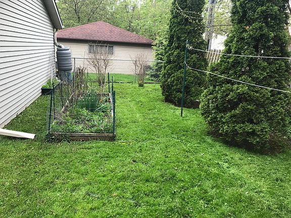 4th image of 1131 E Vienna Ave