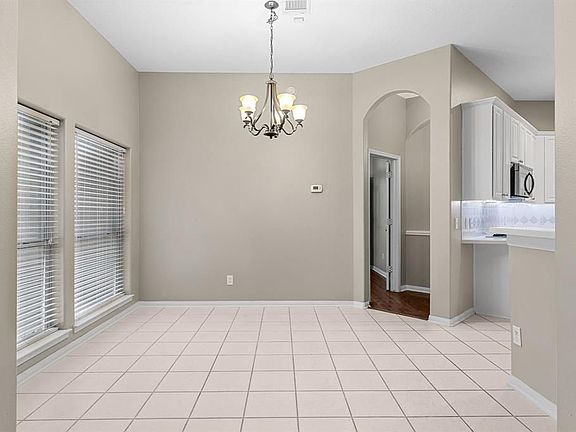 4th image of 2041 Lodge Crest Ct