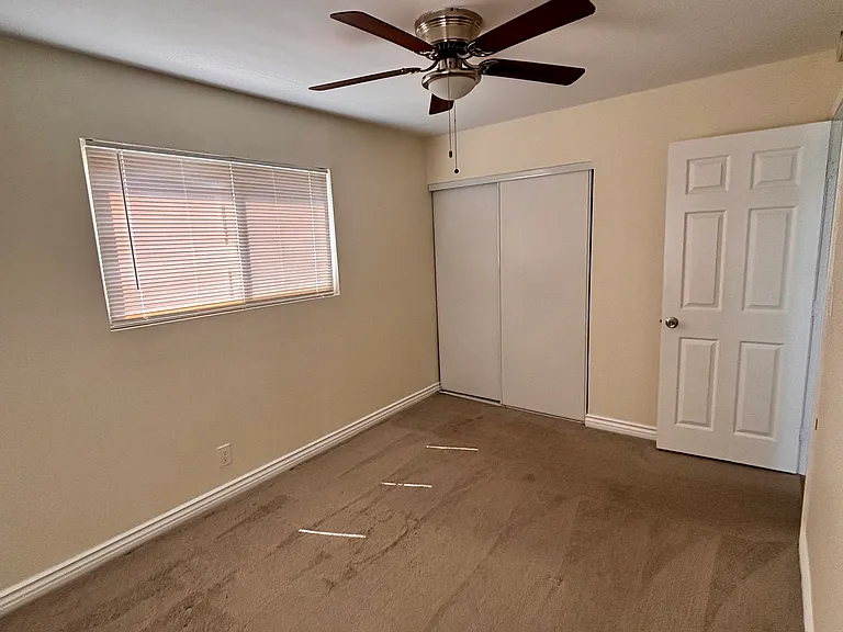 537 E Hurst St #1 — Photo 10