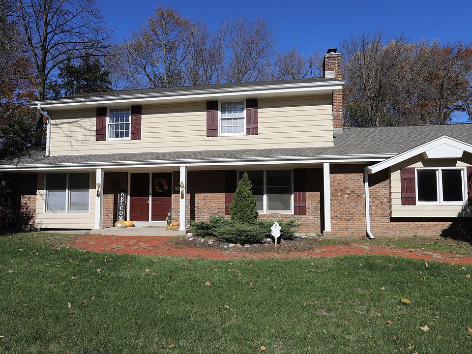 1st image of 5008 W Woodland Dr