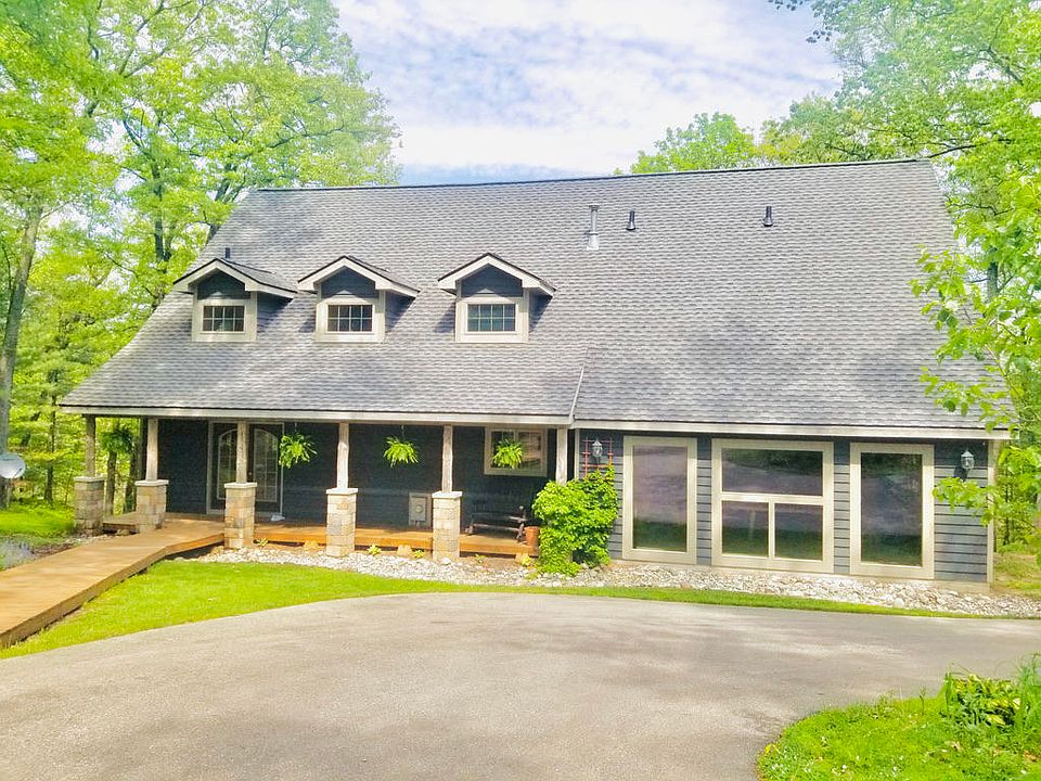 1st image of 3002 Cedar Hills Ln