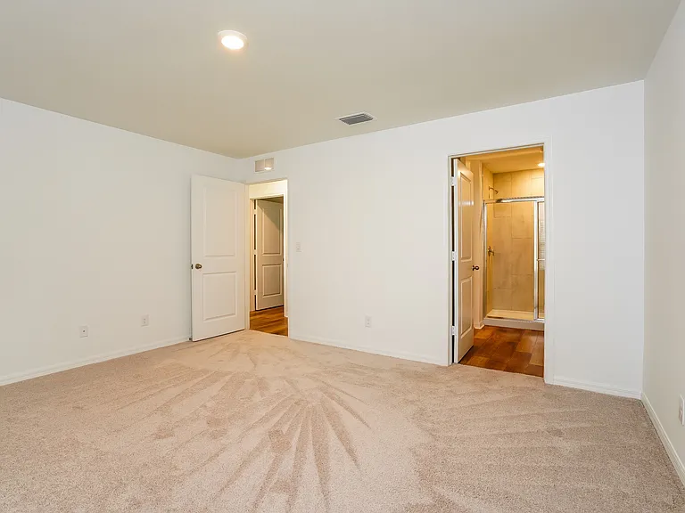1715 NW 3rd Ave — Photo 11