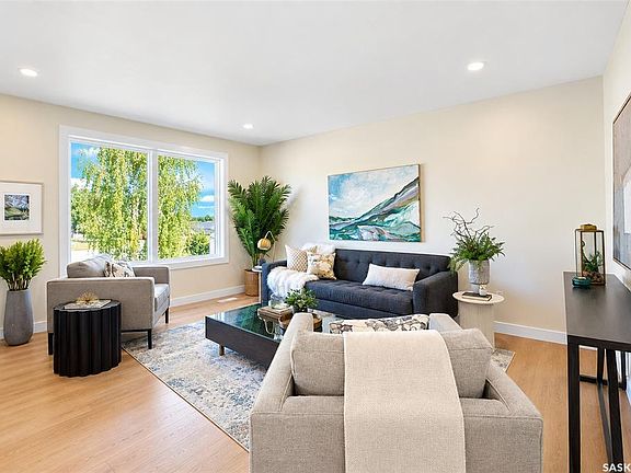 3rd image of 734 Sherry WAY