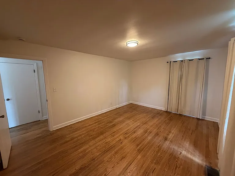 4953 Stillwood Dr — Photo 13