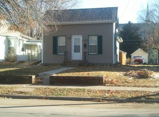 1620 12th St, Moline, IL 61265