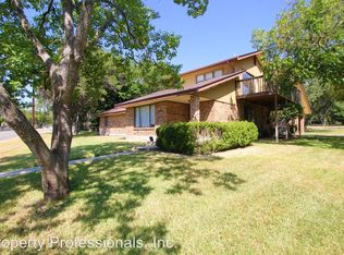 806 Fredericksburg Rd, New Braunfels, TX 78130