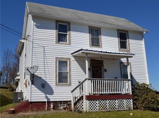 349 Prospect Aly, Claysville, PA 15323