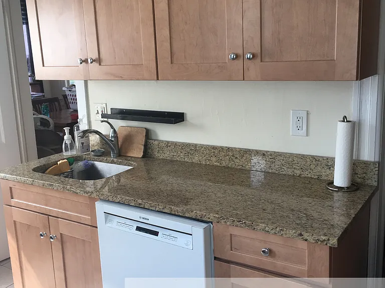 43 Wiggins St #A — Photo 6