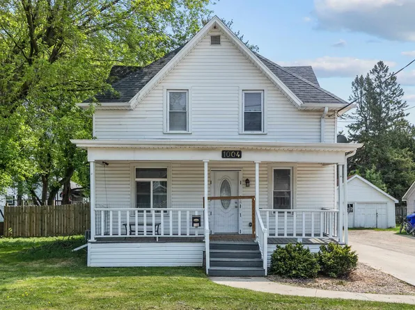 1004 N Richmond St, Appleton, WI 54911