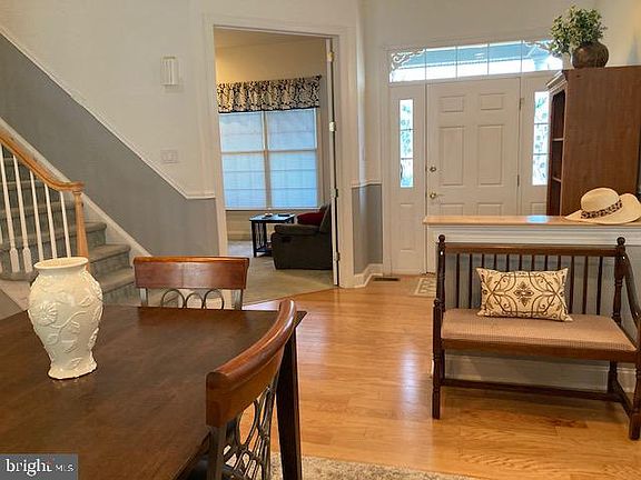 4th image of 14 N Valentine Dr