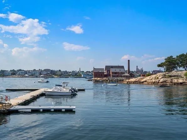 5 1/2 Rackliffe St, Gloucester, MA 01930
