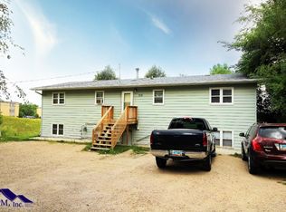 713 Summit Dr APT 3, Minot, ND 58701