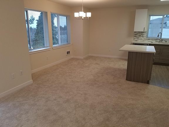 3rd image of 8221 5th Ave NE APT 401