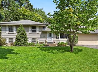 10925 Russell Ave S, Bloomington, MN 55431
