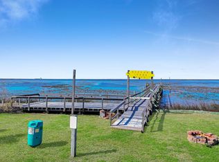 1067 Seagull St, Port Bolivar, TX 77650