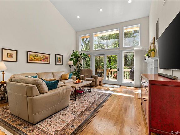 5th image of 53 Willow Ridge Drive