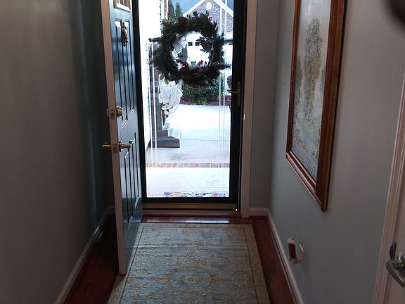 2nd image of 706 Court Side Dr