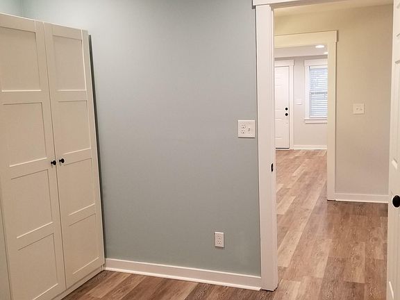 4th image of 405 62nd St #B