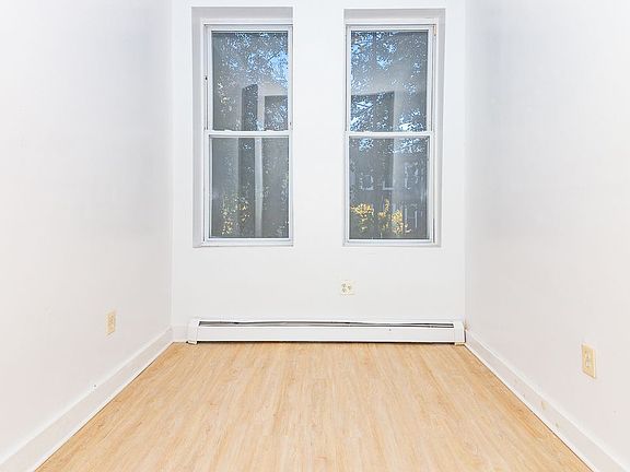 5th image of 804 Macon St #3BB