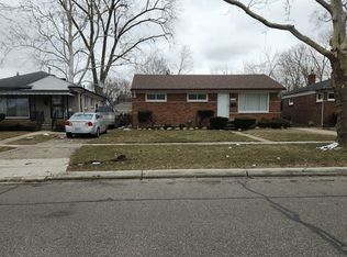 23210 Scotia Rd, Oak Park, MI 48237
