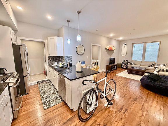 3rd image of 330 Cambridge St #O2b