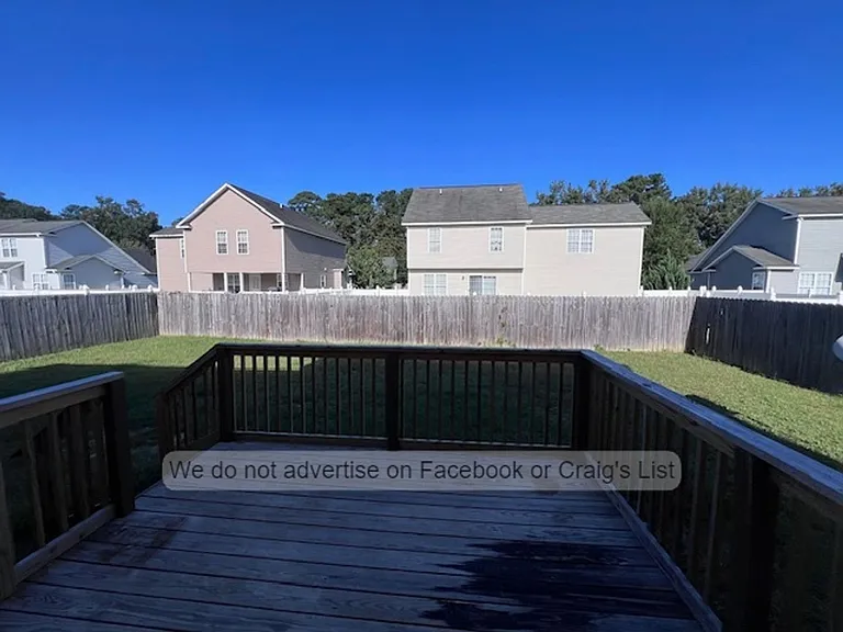 1745 Cherry Point Dr — Photo 15