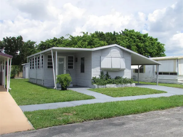 5249 NW 4th Ter, Pompano Beach, FL 33064