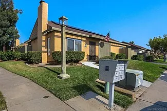 10559 Westonhill Dr — Photo 24