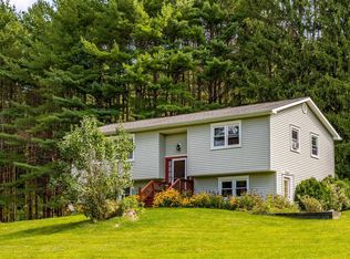 49 Buhleir Rd, Pawling, NY 12564