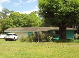 10055 McIntosh Rd, Dover, FL 33527