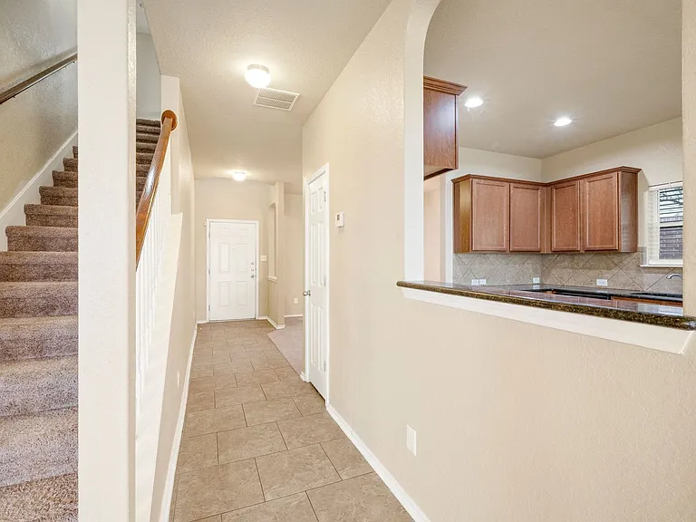 12151 Sugarberry Way — Photo 5