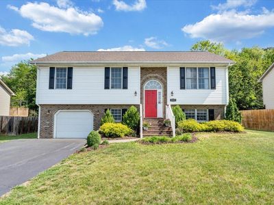 4323 Quail Dr NW, Roanoke, VA, 24017