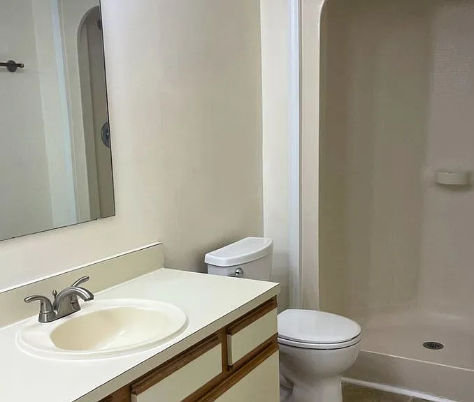 115 E Lakemont Dr — Photo 10