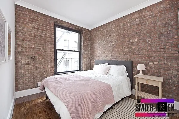Rented by R New York | media 16