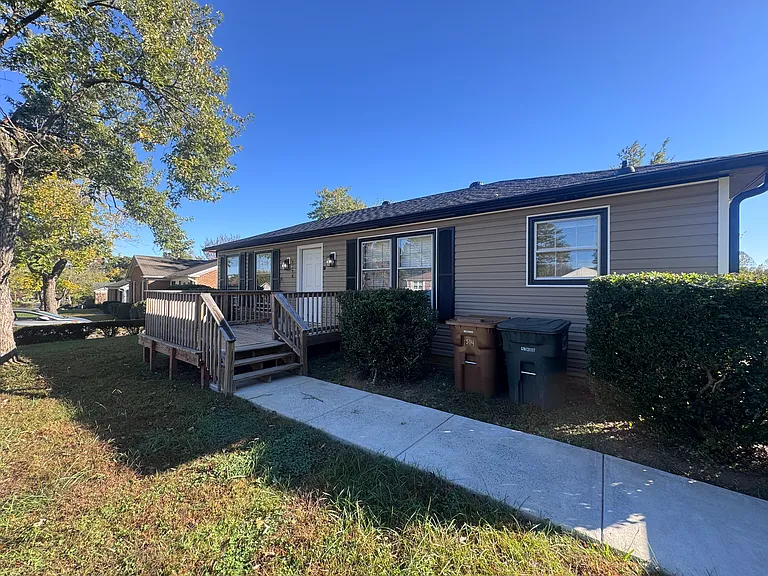 1514 Glenridge Rd — Photo 34